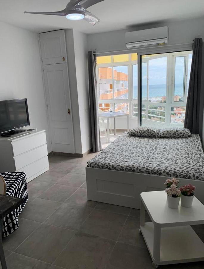Apartmán Studio With Sea Views In Torremolinos Exteriér fotografie
